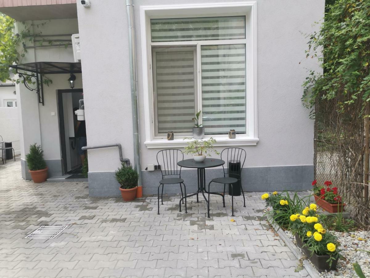 Maison 33 بوخارست المظهر الخارجي الصورة