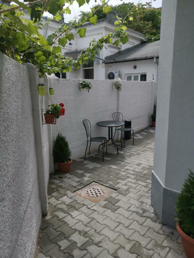 Maison 33 بوخارست المظهر الخارجي الصورة